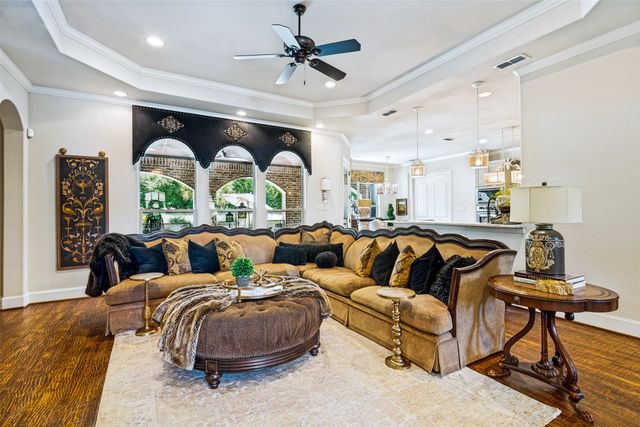 121 Brentwood Drive, Heath, TX 75032