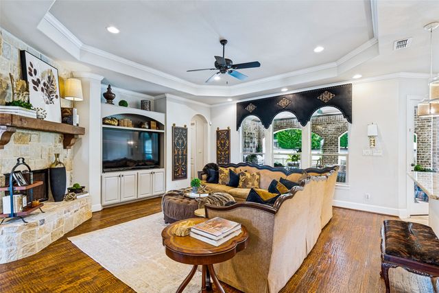 121 Brentwood Drive, Heath, TX 75032