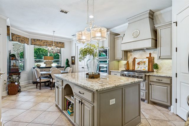 121 Brentwood Drive, Heath, TX 75032