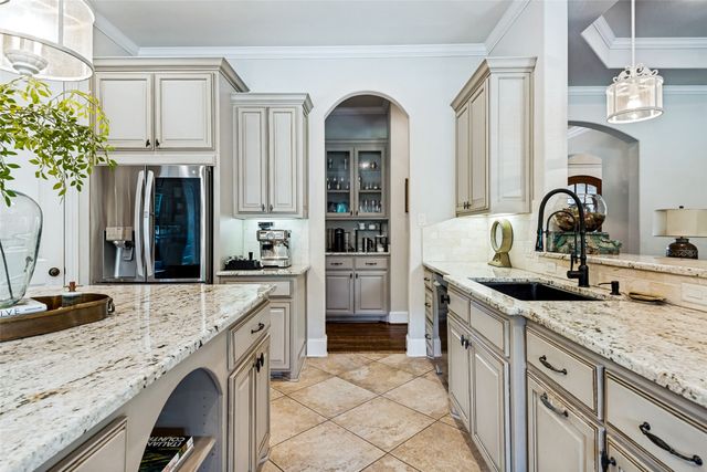 121 Brentwood Drive, Heath, TX 75032