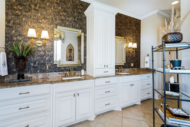 121 Brentwood Drive, Heath, TX 75032