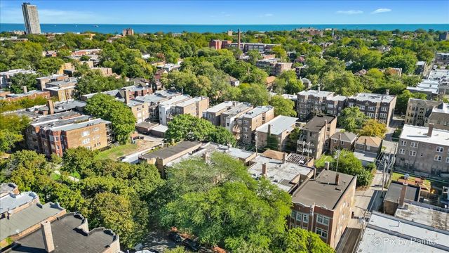 7833 S Kingston Avenue, Chicago, IL 60649