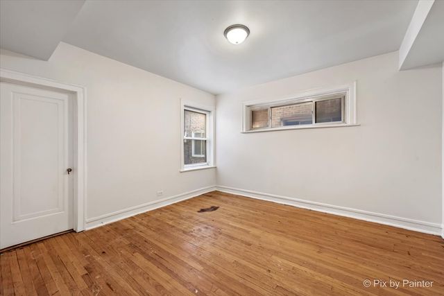 7833 S Kingston Avenue, Chicago, IL 60649