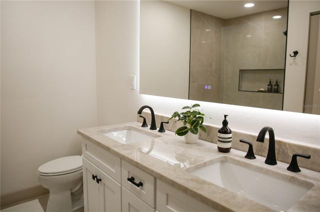 4646 GLEASON AVENUE, Sarasota, FL 34242