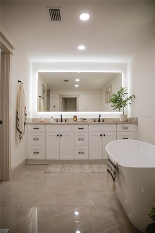 4646 GLEASON AVENUE, Sarasota, FL 34242