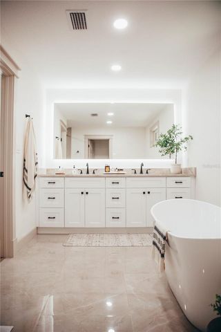 4646 GLEASON AVENUE, Sarasota, FL 34242