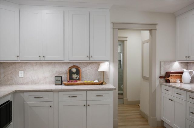 4646 GLEASON AVENUE, Sarasota, FL 34242