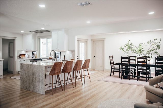 4646 GLEASON AVENUE, Sarasota, FL 34242