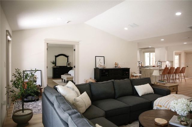 4646 GLEASON AVENUE, Sarasota, FL 34242