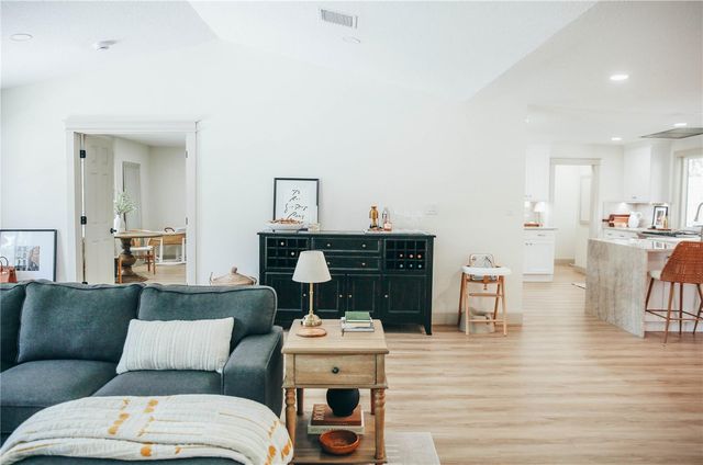 4646 GLEASON AVENUE, Sarasota, FL 34242