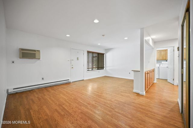 110 Amberly Drive A, Manalapan, NJ 07726