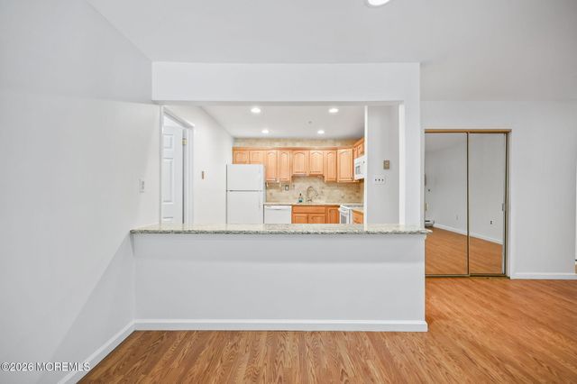 110 Amberly Drive A, Manalapan, NJ 07726