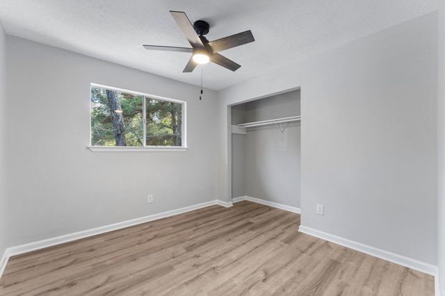 2 Ground Brier Court, The Woodlands, TX 77381