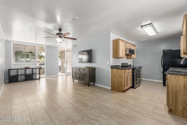 4121 E Valentine Place, Tucson, AZ 85711