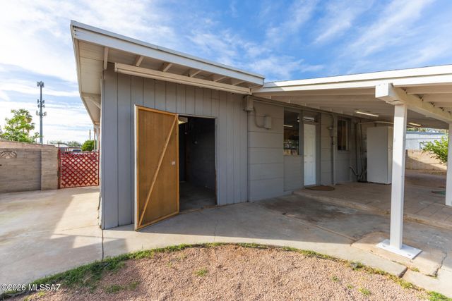 4121 E Valentine Place, Tucson, AZ 85711