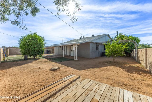 4121 E Valentine Place, Tucson, AZ 85711