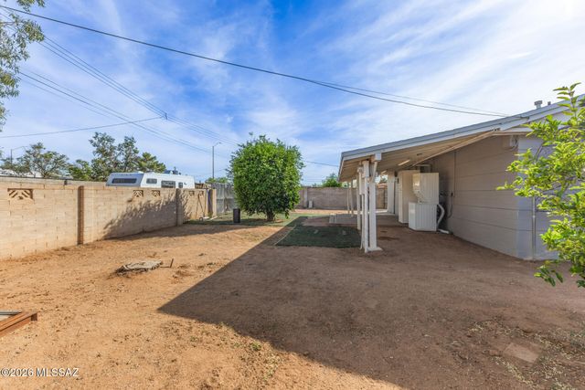 4121 E Valentine Place, Tucson, AZ 85711