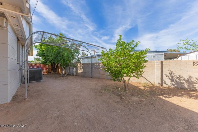 4121 E Valentine Place, Tucson, AZ 85711