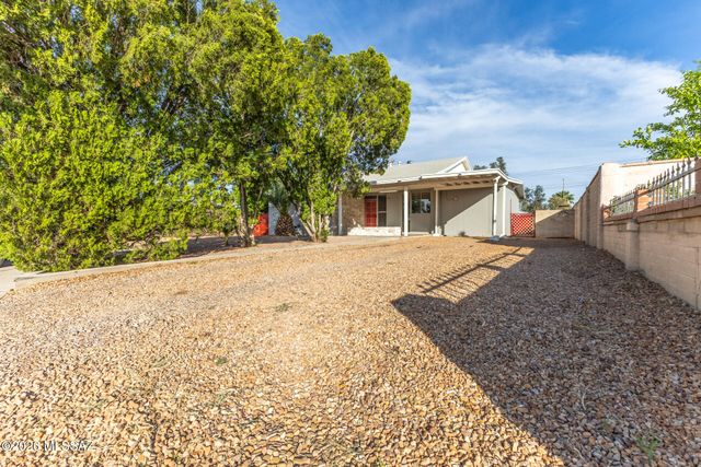 4121 E Valentine Place, Tucson, AZ 85711