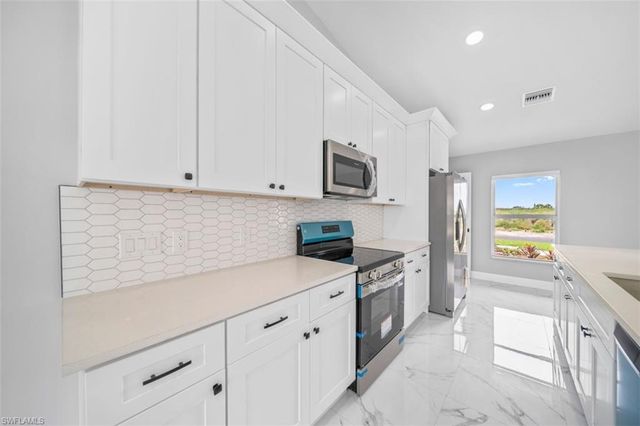 1013 14th TER, Cape Coral, FL 33909