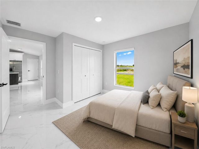 1013 14th TER, Cape Coral, FL 33909
