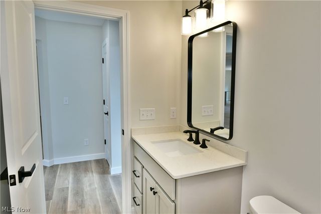 2869 Pebble Creek Court, Cortland, OH 44410