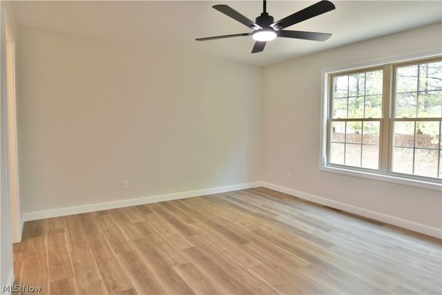 2869 Pebble Creek Court, Cortland, OH 44410