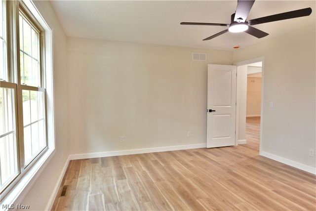 2869 Pebble Creek Court, Cortland, OH 44410