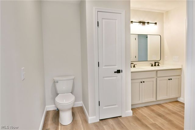 2869 Pebble Creek Court, Cortland, OH 44410