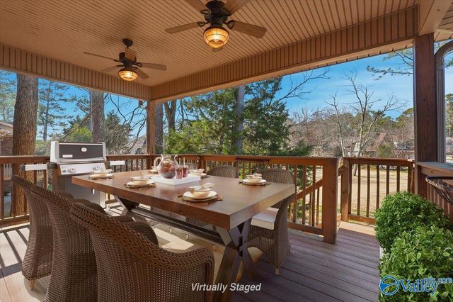 1709 Weymouth Lane NW, Huntsville, AL 35806