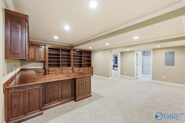 1709 Weymouth Lane NW, Huntsville, AL 35806