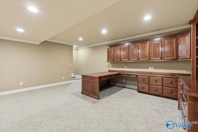 1709 Weymouth Lane NW, Huntsville, AL 35806