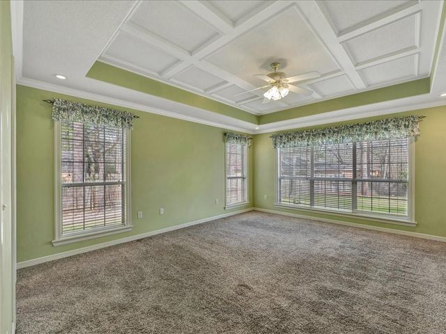 1803 Live Oak Lane, Lufkin, TX 75904