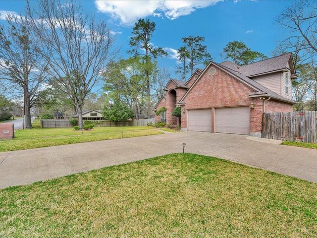 1803 Live Oak Lane, Lufkin, TX 75904