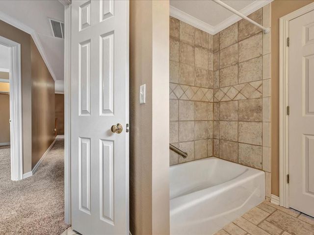 1803 Live Oak Lane, Lufkin, TX 75904