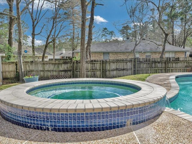1803 Live Oak Lane, Lufkin, TX 75904