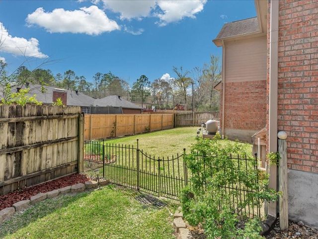 1803 Live Oak Lane, Lufkin, TX 75904