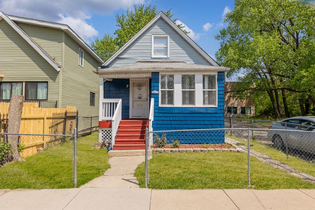 2208 W 54th Place, Chicago, IL 60609