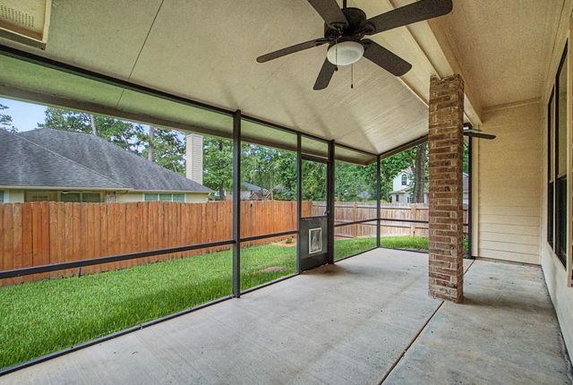 11811 Ramblewood Court, Montgomery, TX 77356