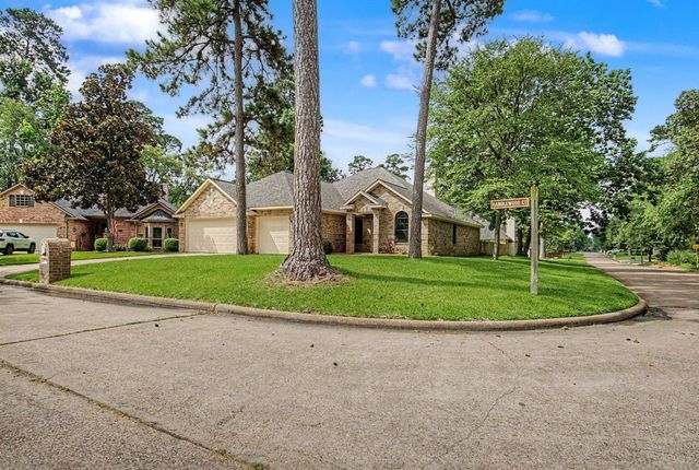 11811 Ramblewood Court, Montgomery, TX 77356