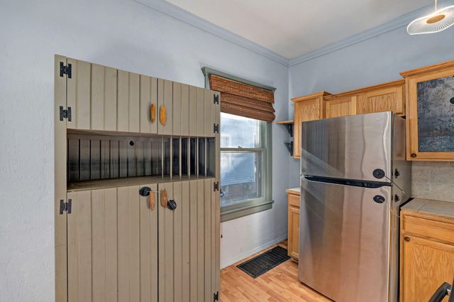 2054 N Campbell Avenue, Springfield, MO 65803