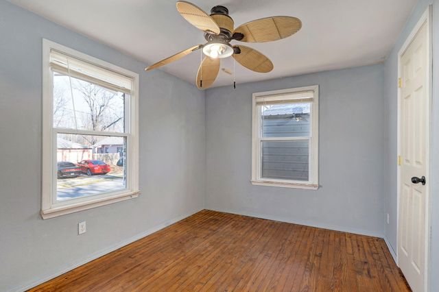 2054 N Campbell Avenue, Springfield, MO 65803