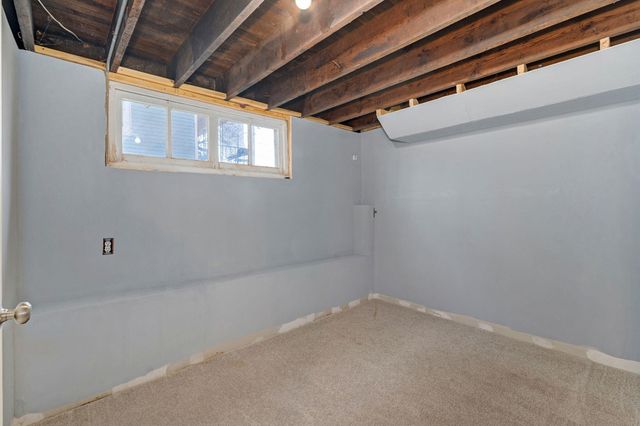 2054 N Campbell Avenue, Springfield, MO 65803