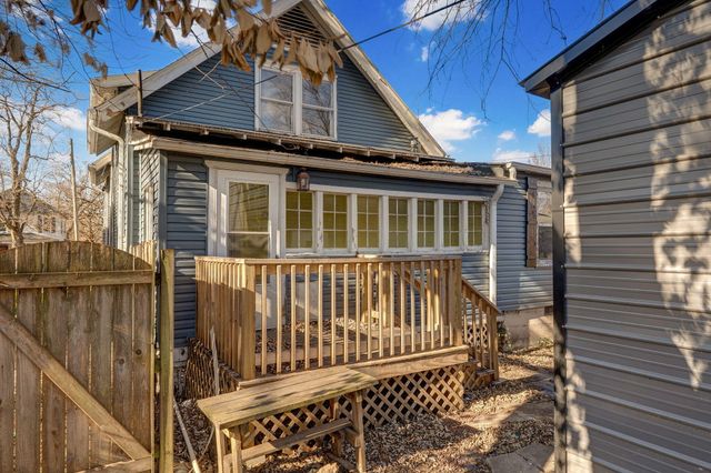 2054 N Campbell Avenue, Springfield, MO 65803