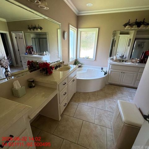3924 Commonwealth Drive, Bryant, AR 72022
