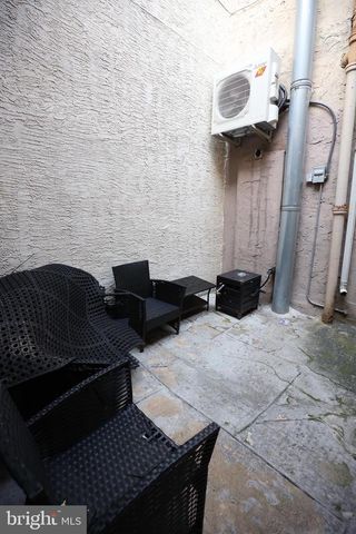 808 E PASSYUNK AVE, Philadelphia, PA 19147