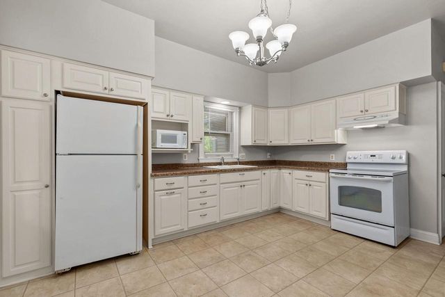 719 S STATE STREET, Appleton, WI 54911