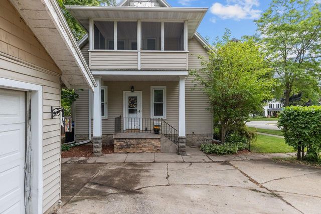 719 S STATE STREET, Appleton, WI 54911