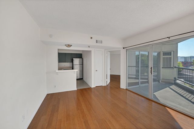 900 19th Ave S Apt 507, Nashville, TN 37212