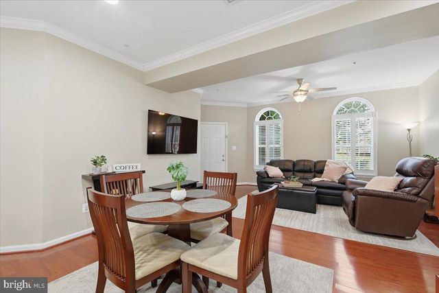 42571 BURBANK TER, Sterling, VA 20166